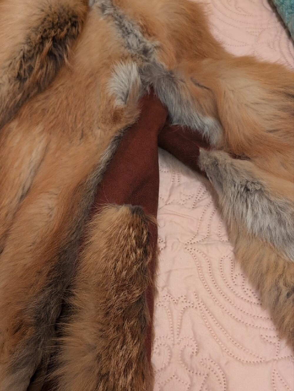Vintage Red Fox Real Fur Jacket in Warm Brown Tones With Suede Insets - Picture 4 of 12